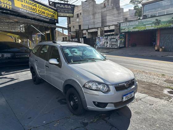 FIAT PALIO 1.6 TREKKING WEEKEND 16V FLEX 4P MANUAL FIAT PALIO 1.6 TREKKING WEEKEND 16V FLEX 4P MANUAL